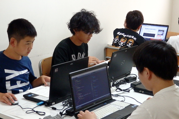未来学校プログラミング教室